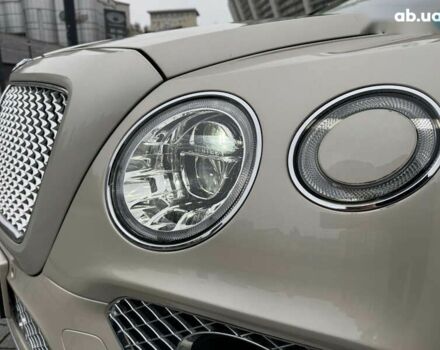 Бентлі Бентайга, об'ємом двигуна 6 л та пробігом 44 тис. км за 119999 $, фото 2 на Automoto.ua