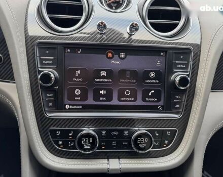 Бентли Бентайга, объемом двигателя 6 л и пробегом 49 тыс. км за 179000 $, фото 22 на Automoto.ua