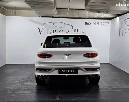 Бентли Бентайга, объемом двигателя 0 л и пробегом 44 тыс. км за 171999 $, фото 8 на Automoto.ua