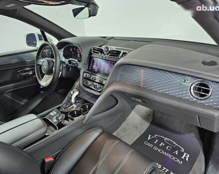 Бентли Бентайга, объемом двигателя 0 л и пробегом 44 тыс. км за 171999 $, фото 18 на Automoto.ua
