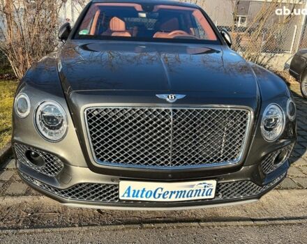 Бентли Бентайга, объемом двигателя 4 л и пробегом 2 тыс. км за 211883 $, фото 27 на Automoto.ua