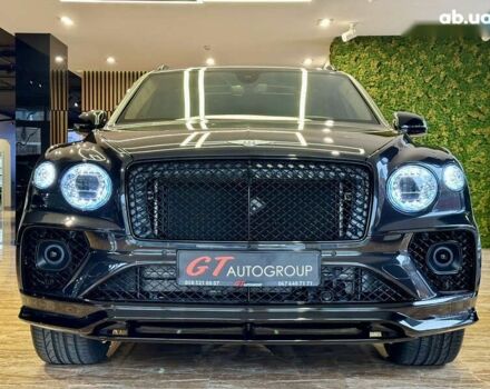 Бентли Бентайга, объемом двигателя 4 л и пробегом 6 тыс. км за 250000 $, фото 2 на Automoto.ua