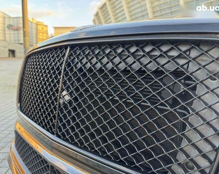 Бентли Бентайга, объемом двигателя 6 л и пробегом 15 тыс. км за 230000 $, фото 14 на Automoto.ua