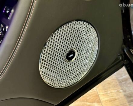 Бентли Бентайга, объемом двигателя 4 л и пробегом 6 тыс. км за 250000 $, фото 29 на Automoto.ua