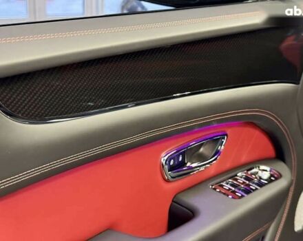 Бентли Бентайга, объемом двигателя 4 л и пробегом 6 тыс. км за 250000 $, фото 26 на Automoto.ua