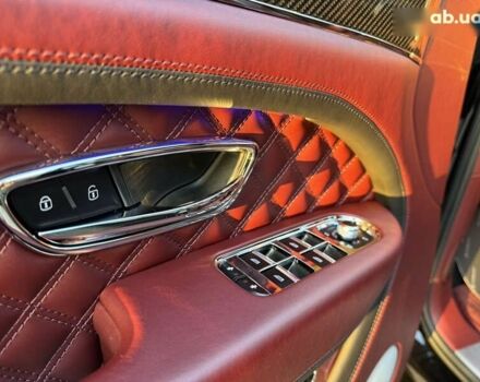Бентли Бентайга, объемом двигателя 6 л и пробегом 15 тыс. км за 230000 $, фото 17 на Automoto.ua