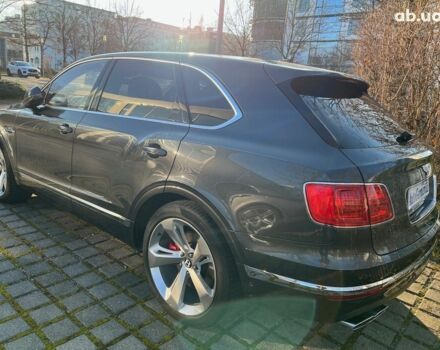 Бентли Бентайга, объемом двигателя 4 л и пробегом 2 тыс. км за 211883 $, фото 38 на Automoto.ua