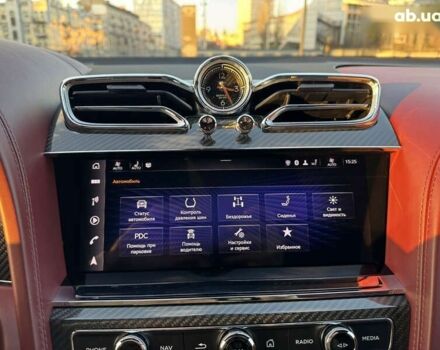 Бентли Бентайга, объемом двигателя 6 л и пробегом 15 тыс. км за 230000 $, фото 24 на Automoto.ua