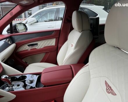 Бентли Бентайга 2022 в Киеве на Automoto.ua Бентли Бентайга, объемом двигателя 4 л и пробегом 0 тыс. км за 322128 $, фото 31 на Automoto.ua