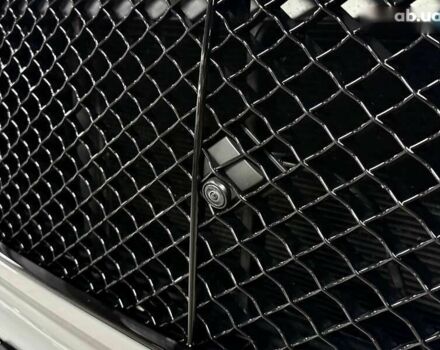 Бентлі Бентайга, об'ємом двигуна 4 л та пробігом 25 тис. км за 199500 $, фото 22 на Automoto.ua