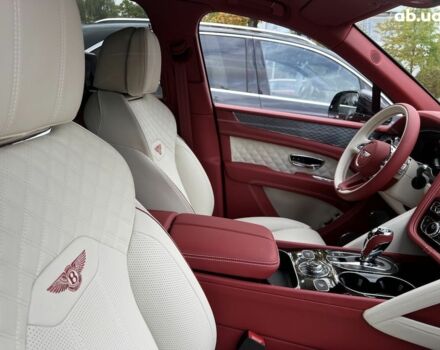 Бентли Бентайга 2022 в Киеве на Automoto.ua Бентли Бентайга, объемом двигателя 4 л и пробегом 0 тыс. км за 322128 $, фото 20 на Automoto.ua