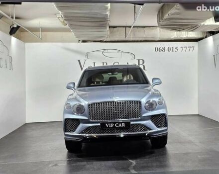 Бентли Бентайга, объемом двигателя 4 л и пробегом 8 тыс. км за 209999 $, фото 2 на Automoto.ua
