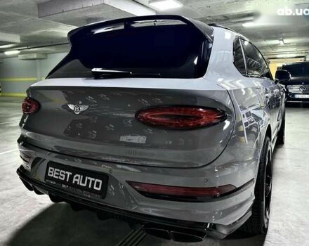 Бентлі Бентайга, об'ємом двигуна 4 л та пробігом 25 тис. км за 199500 $, фото 10 на Automoto.ua