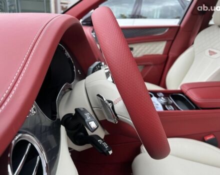 Бентли Бентайга 2022 в Киеве на Automoto.ua Бентли Бентайга, объемом двигателя 4 л и пробегом 0 тыс. км за 322128 $, фото 35 на Automoto.ua