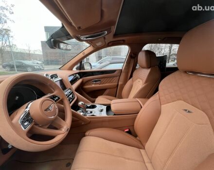 Бентли Бентайга 2023 в Киеве на Automoto.ua Бентли Бентайга, объемом двигателя 4 л и пробегом 1 тыс. км за 317128 $, фото 26 на Automoto.ua