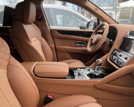 Бентли Бентайга 2023 в Киеве на Automoto.ua Бентли Бентайга, объемом двигателя 4 л и пробегом 1 тыс. км за 317128 $, фото 33 на Automoto.ua