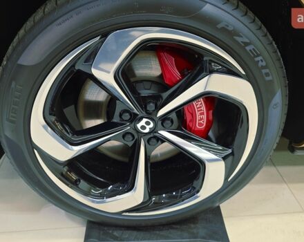 Бентли Бентайга, объемом двигателя 3 л и пробегом 0 тыс. км за 379661 $, фото 17 на Automoto.ua