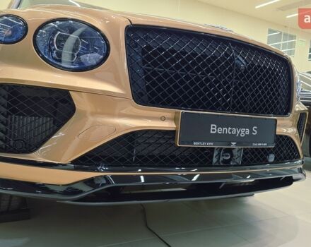 Бентли Бентайга, объемом двигателя 3 л и пробегом 0 тыс. км за 379661 $, фото 7 на Automoto.ua