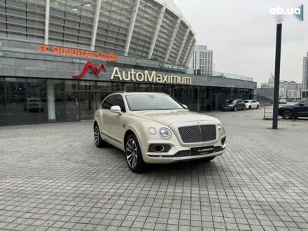 Бентлі Бентайга, об'ємом двигуна 6 л та пробігом 44 тис. км за 119999 $, фото 1 на Automoto.ua