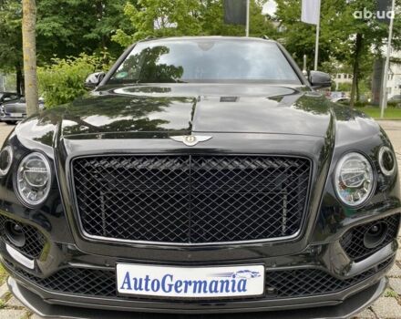 Бентлі Бентайга, об'ємом двигуна 3 л та пробігом 2 тис. км за 256920 $, фото 1 на Automoto.ua