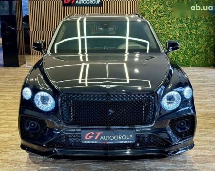 Бентли Бентайга, объемом двигателя 4 л и пробегом 6 тыс. км за 250000 $, фото 1 на Automoto.ua
