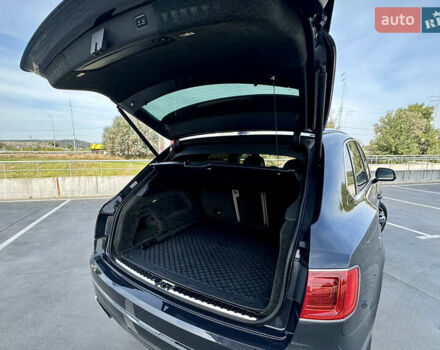 Сірий Бентлі Бентайга, об'ємом двигуна 5.95 л та пробігом 62 тис. км за 135000 $, фото 34 на Automoto.ua