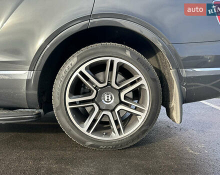 Сірий Бентлі Бентайга, об'ємом двигуна 5.95 л та пробігом 62 тис. км за 135000 $, фото 33 на Automoto.ua
