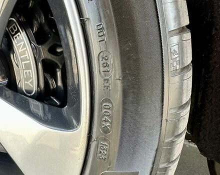 Сірий Бентлі Бентайга, об'ємом двигуна 5.95 л та пробігом 62 тис. км за 135000 $, фото 20 на Automoto.ua