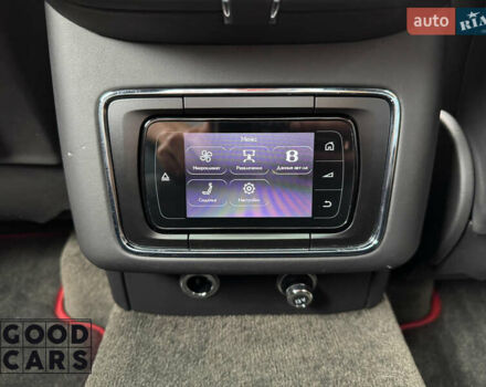 Серый Бентли Бентайга, объемом двигателя 5.95 л и пробегом 68 тыс. км за 105000 $, фото 29 на Automoto.ua