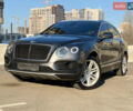 Серый Бентли Бентайга, объемом двигателя 4 л и пробегом 52 тыс. км за 171000 $, фото 2 на Automoto.ua