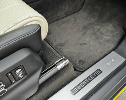 Серый Бентли Бентайга, объемом двигателя 4 л и пробегом 41 тыс. км за 133000 $, фото 9 на Automoto.ua