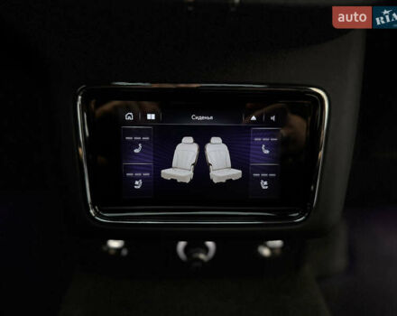 Сірий Бентлі Бентайга, об'ємом двигуна 4 л та пробігом 170 тис. км за 159900 $, фото 62 на Automoto.ua