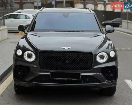 Сірий Бентлі Бентайга, об'ємом двигуна 4 л та пробігом 170 тис. км за 159900 $, фото 39 на Automoto.ua