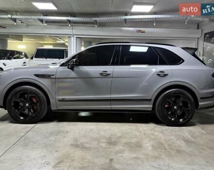 Серый Бентли Бентайга, объемом двигателя 4 л и пробегом 25 тыс. км за 197500 $, фото 17 на Automoto.ua