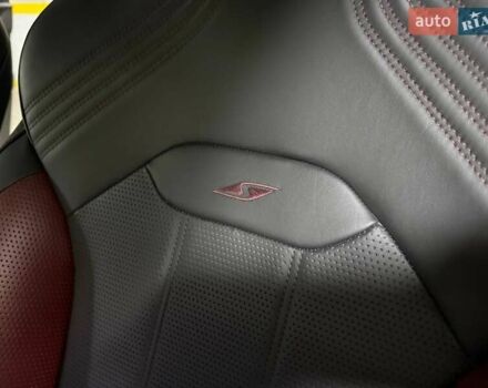 Серый Бентли Бентайга, объемом двигателя 4 л и пробегом 25 тыс. км за 197500 $, фото 63 на Automoto.ua