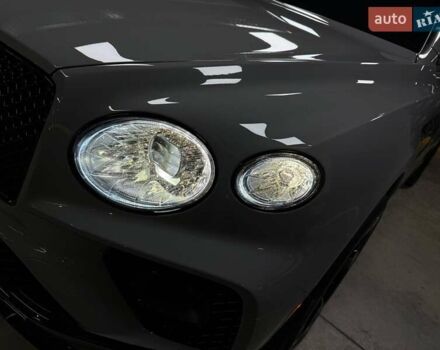 Серый Бентли Бентайга, объемом двигателя 4 л и пробегом 25 тыс. км за 197500 $, фото 35 на Automoto.ua