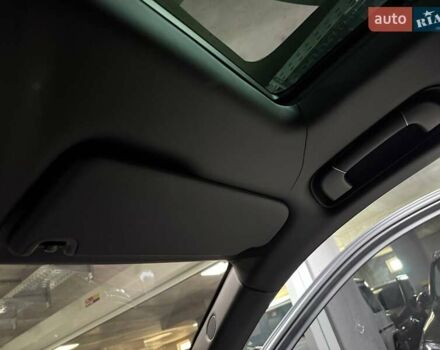 Серый Бентли Бентайга, объемом двигателя 4 л и пробегом 25 тыс. км за 197500 $, фото 53 на Automoto.ua