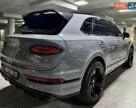 Серый Бентли Бентайга, объемом двигателя 4 л и пробегом 25 тыс. км за 197500 $, фото 10 на Automoto.ua