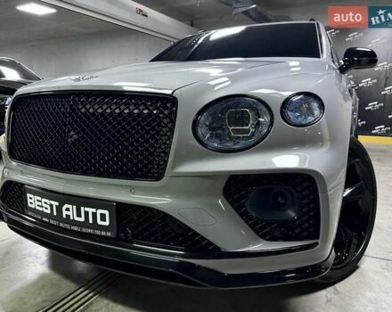 Серый Бентли Бентайга, объемом двигателя 4 л и пробегом 25 тыс. км за 197500 $, фото 151 на Automoto.ua