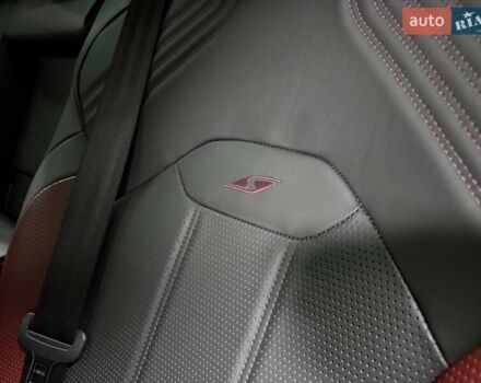 Серый Бентли Бентайга, объемом двигателя 4 л и пробегом 25 тыс. км за 197500 $, фото 81 на Automoto.ua