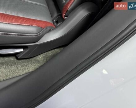 Серый Бентли Бентайга, объемом двигателя 4 л и пробегом 25 тыс. км за 197500 $, фото 82 на Automoto.ua