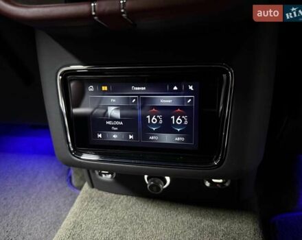 Серый Бентли Бентайга, объемом двигателя 4 л и пробегом 25 тыс. км за 197500 $, фото 85 на Automoto.ua