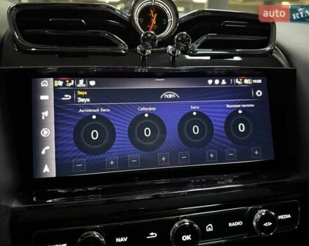 Серый Бентли Бентайга, объемом двигателя 4 л и пробегом 25 тыс. км за 197500 $, фото 122 на Automoto.ua