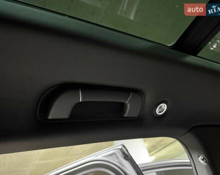 Серый Бентли Бентайга, объемом двигателя 4 л и пробегом 25 тыс. км за 197500 $, фото 93 на Automoto.ua