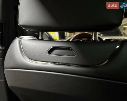 Серый Бентли Бентайга, объемом двигателя 4 л и пробегом 25 тыс. км за 197500 $, фото 94 на Automoto.ua