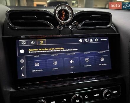 Серый Бентли Бентайга, объемом двигателя 4 л и пробегом 25 тыс. км за 197500 $, фото 119 на Automoto.ua