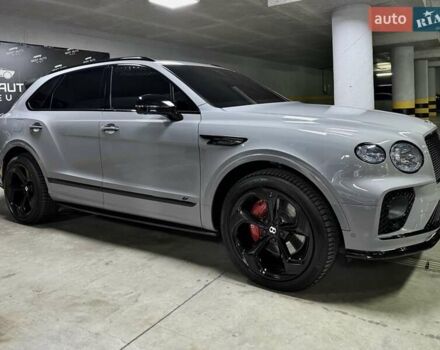 Серый Бентли Бентайга, объемом двигателя 4 л и пробегом 25 тыс. км за 197500 $, фото 6 на Automoto.ua