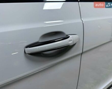 Серый Бентли Бентайга, объемом двигателя 4 л и пробегом 25 тыс. км за 197500 $, фото 31 на Automoto.ua