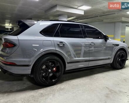 Серый Бентли Бентайга, объемом двигателя 4 л и пробегом 25 тыс. км за 197500 $, фото 8 на Automoto.ua