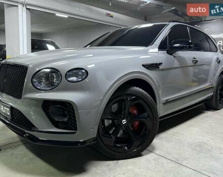 Серый Бентли Бентайга, объемом двигателя 4 л и пробегом 25 тыс. км за 197500 $, фото 153 на Automoto.ua